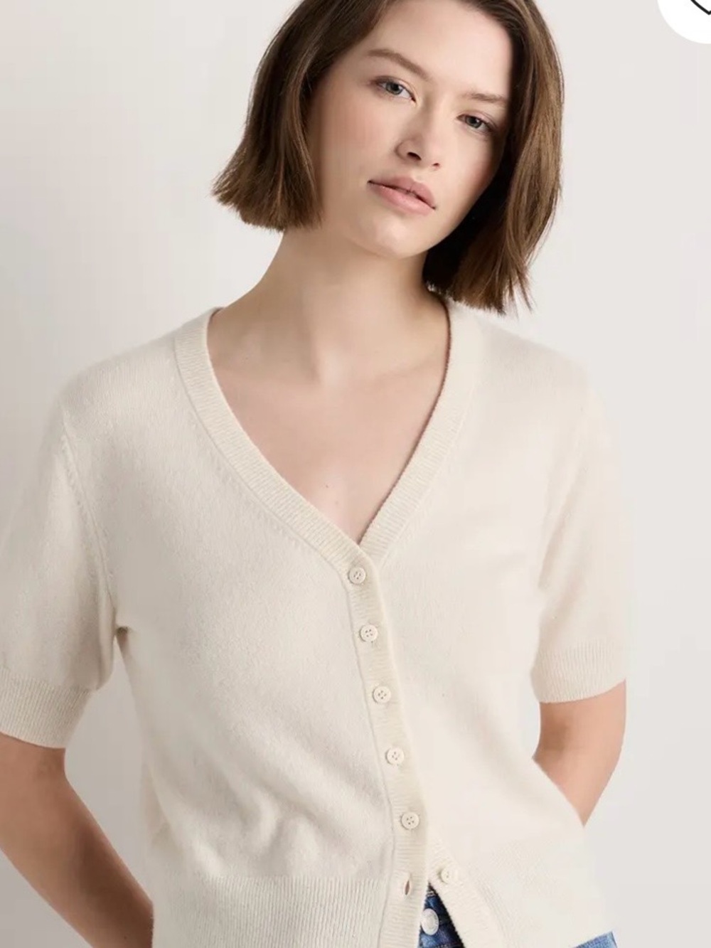 Quince Cream V-Neck Short Sleeve Button-Front Cashmere Sweater